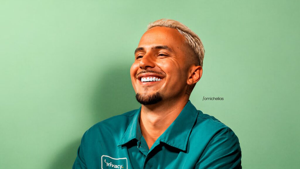 Michel Elias sorrindo