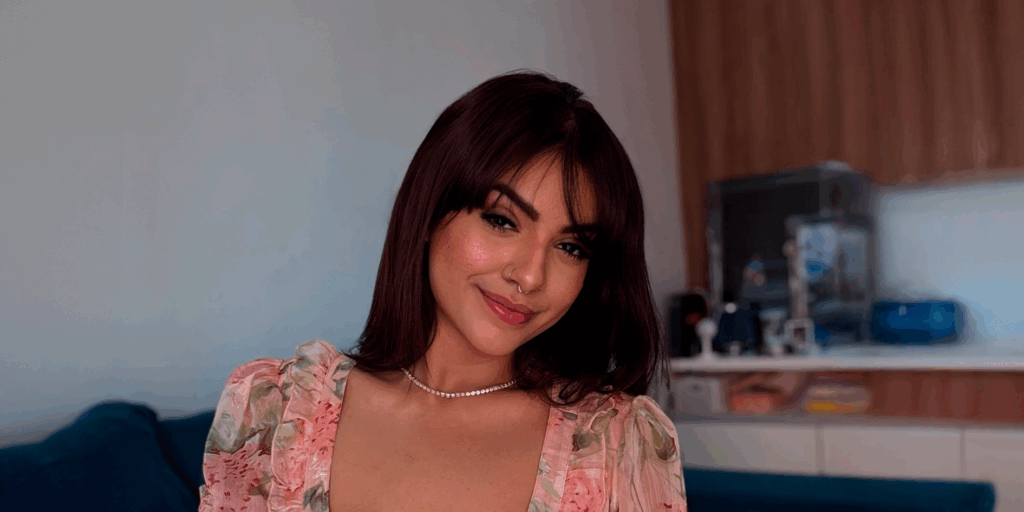 Mandy Lia, gamer e streamer, fatura mais de meio milhão de reais na Privacy