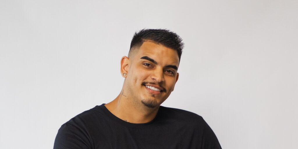 Ex-goleiro Neto mostra como lucrar com perfil gratuito na Privacy