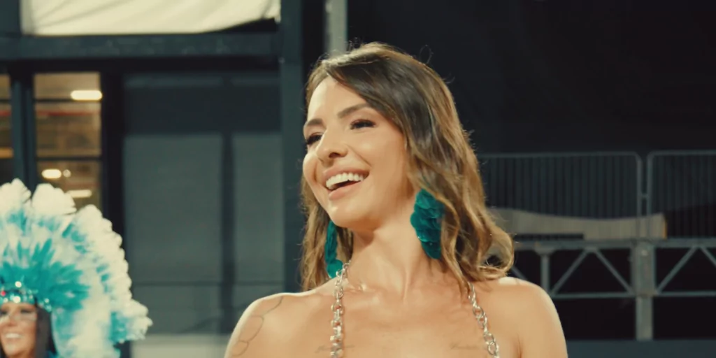 Karol Rosalin celebra participação da Acadêmicos do Tatuapé no Desfile das Campeãs