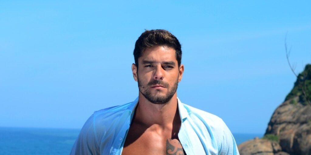 Ex-BBB Diego Grossi estreia na Privacy e aposta em conexão mais próxima com fãs